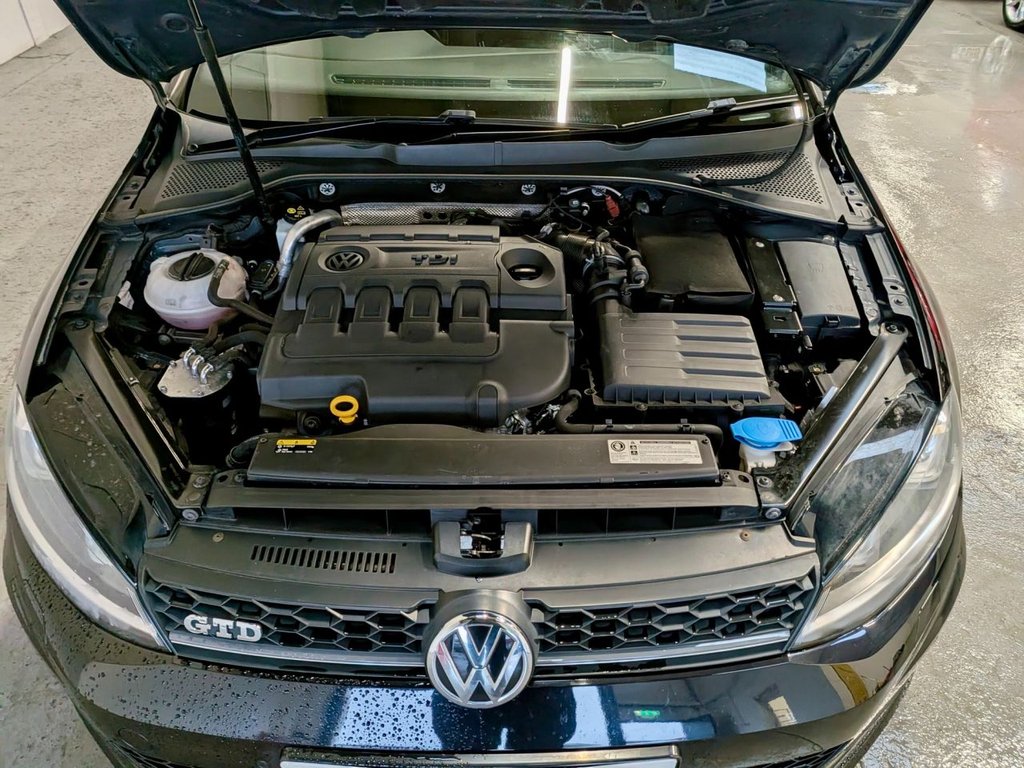 Used Volkswagen Golf 2017 for sale - 77636793: Photo 29