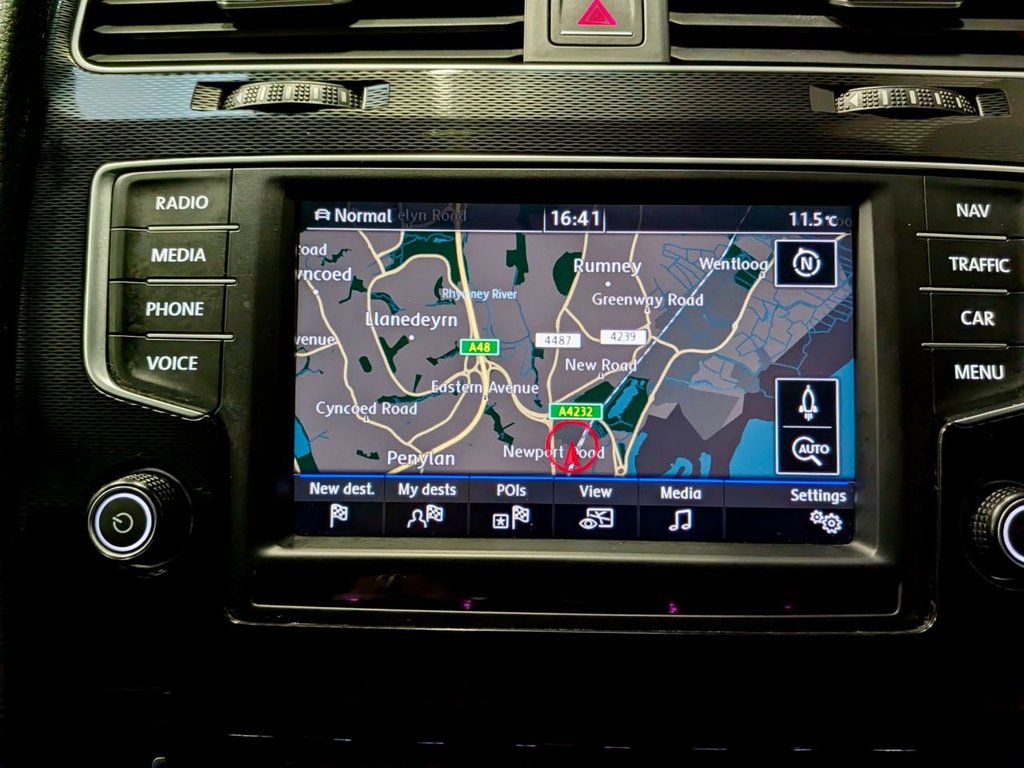 Used Volkswagen Golf 2017 for sale - 77636793: Photo 37