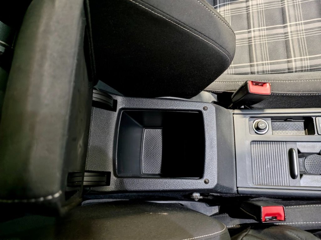 Used Volkswagen Golf 2017 for sale - 77636793: Photo 49