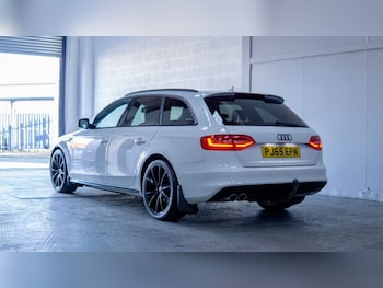 Used Audi A4 Avant 2015 for sale - 76698501: Photo