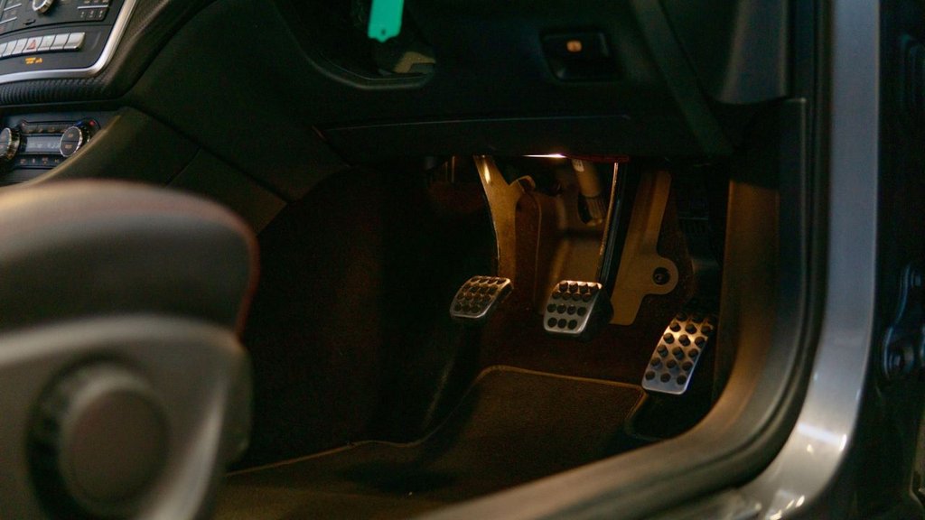 Used Mercedes-Benz A-Class 2015 for sale - 76927527: Photo 37