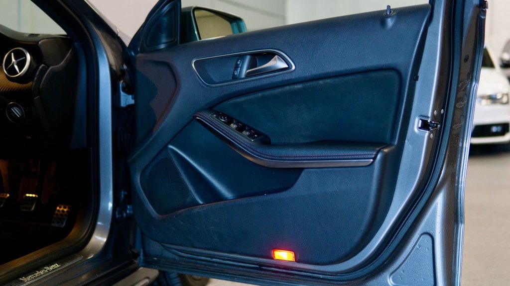 Used Mercedes-Benz A-Class 2015 for sale - 76927527: Photo 49