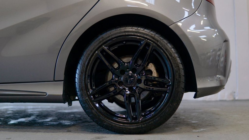 Used Mercedes-Benz A-Class 2015 for sale - 76927527: Photo 7