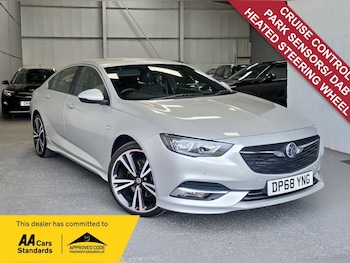 Used Vauxhall Insignia 2019 for sale - 78431301: Photo