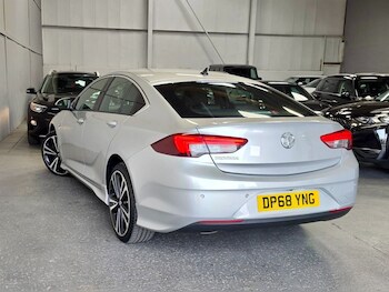 Used Vauxhall Insignia 2019 for sale - 78431301: Photo