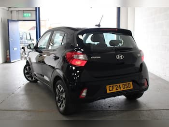 Used Hyundai i10 2024 for sale - 79777515: Photo