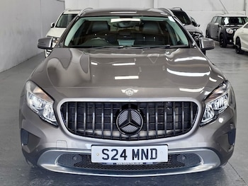 Used Mercedes-Benz GLA 2017 for sale - 75950742: Photo
