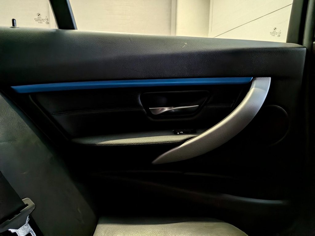 Used BMW 3 Series 2017 for sale - 76962726: Photo 24
