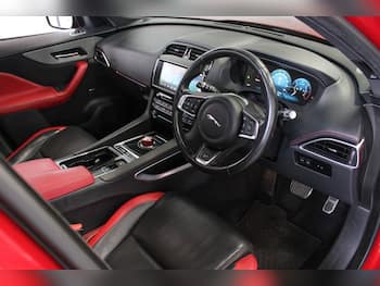 Used Jaguar F-Pace 2017 for sale - 79778352: Photo