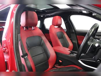 Used Jaguar F-Pace 2017 for sale - 79778352: Photo