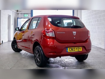 Used Dacia Sandero 2013 for sale - 77583624: Photo