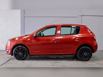 Used Dacia Sandero 2013 for sale - 77583624: Photo