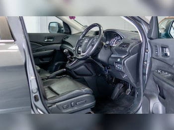 Used Honda CR-V 2015 for sale - 78124035: Photo