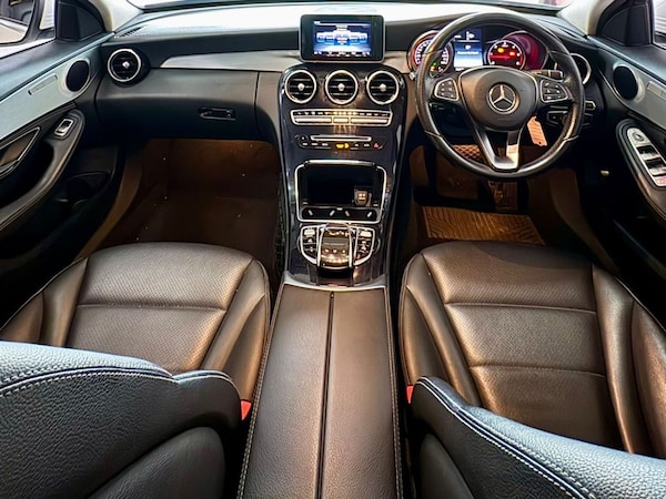 Used Mercedes-Benz C Class 2015 for sale - 75565100: Photo 18