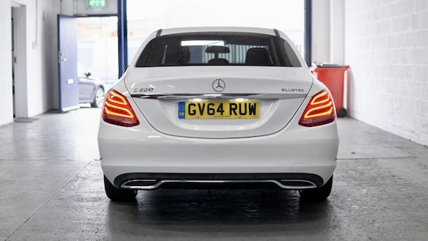 Used Mercedes-Benz C Class 2015 for sale - 75565100: Photo 4