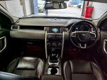 Used Land Rover Discovery Sport 2016 for sale - 77520791: Photo