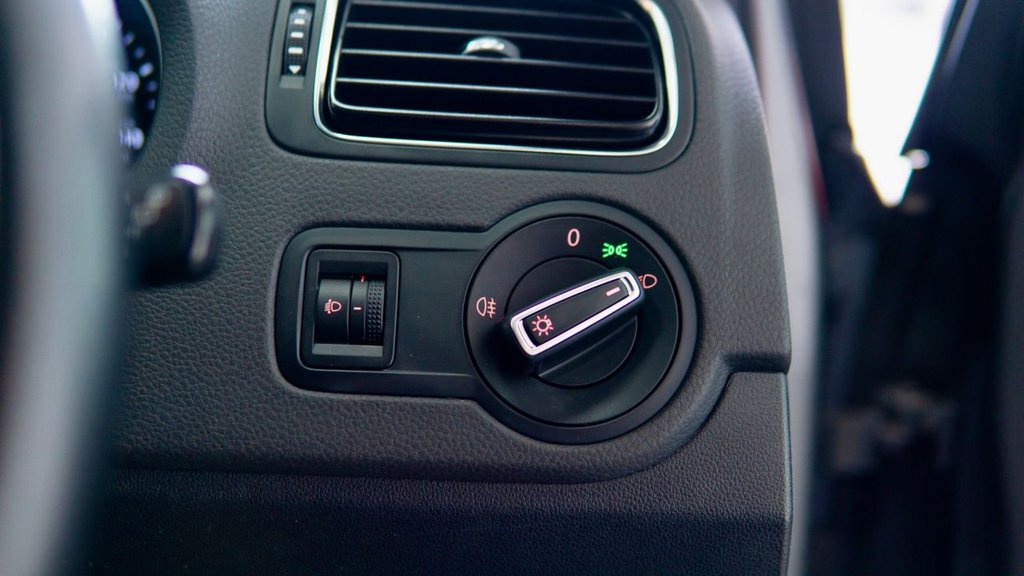 Used Volkswagen Polo 2016 for sale - 78215787: Photo 29