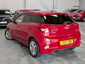 Used Hyundai i20 2017 for sale - 77693090: Photo