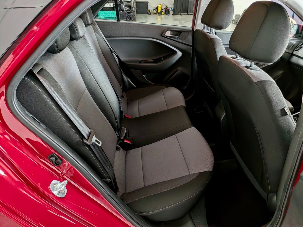 Used Hyundai i20 2017 for sale - 77693090: Photo 33