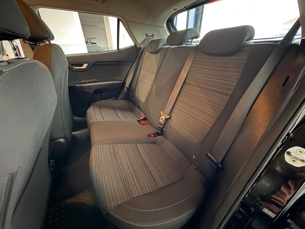 Used Kia Stonic 2018 for sale - 77463609: Photo 17