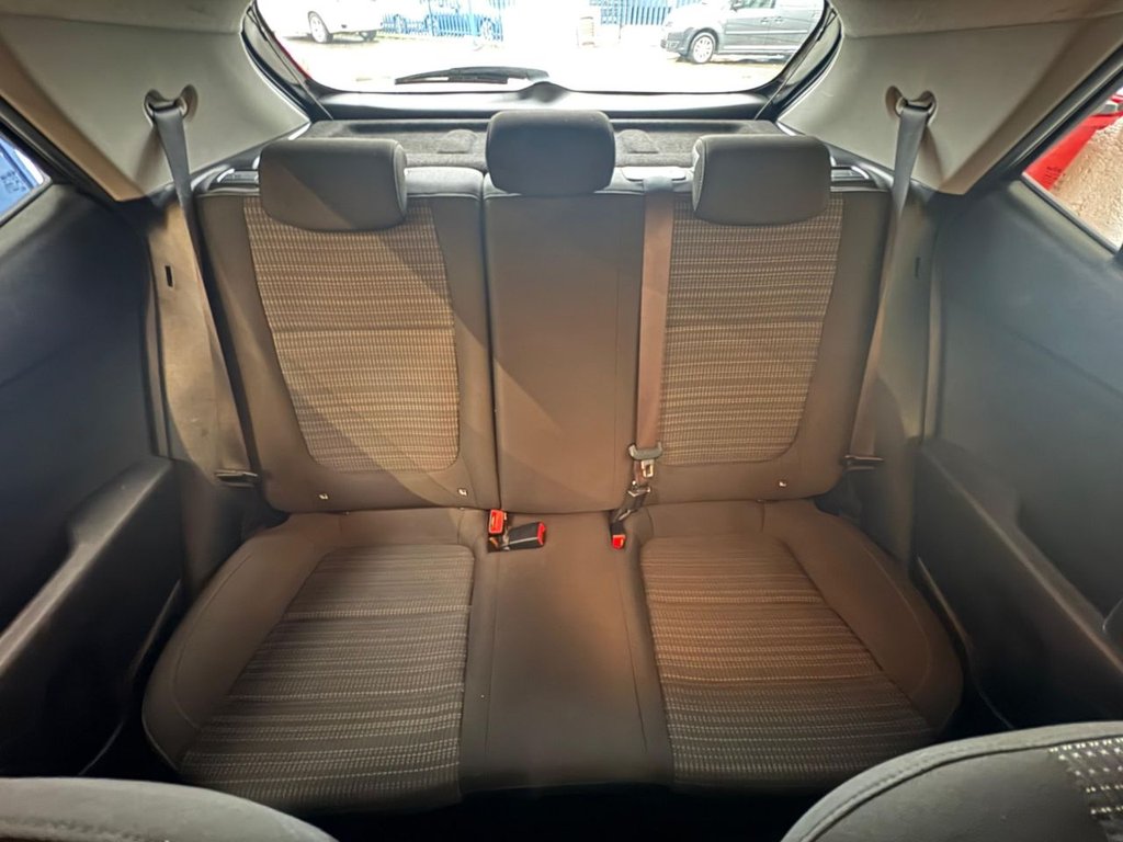 Used Kia Stonic 2018 for sale - 77463609: Photo 18