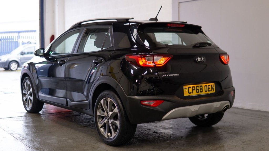 Used Kia Stonic 2018 for sale - 77463609: Photo 2