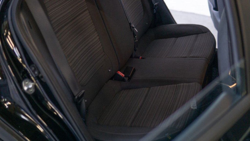 Used Kia Stonic 2018 for sale - 77463609: Photo 21