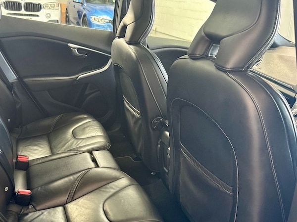 Used Volvo V40 2015 for sale - 75503115: Photo 11