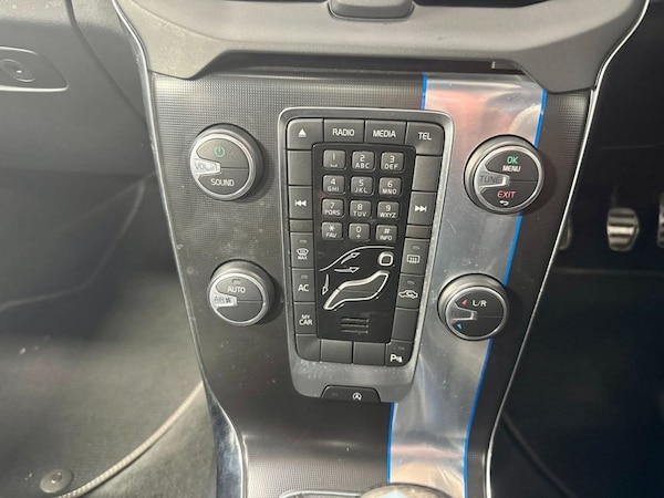 Used Volvo V40 2015 for sale - 75503115: Photo 23