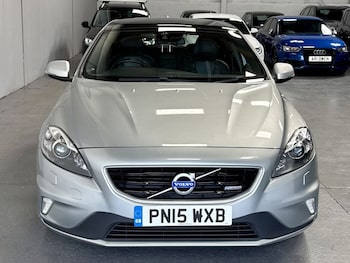 Used Volvo V40 2015 for sale - 75503115: Photo