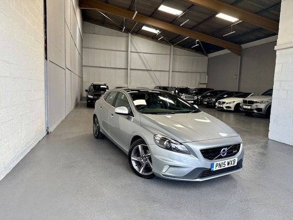 Used Volvo V40 2015 for sale - 75503115: Photo 33