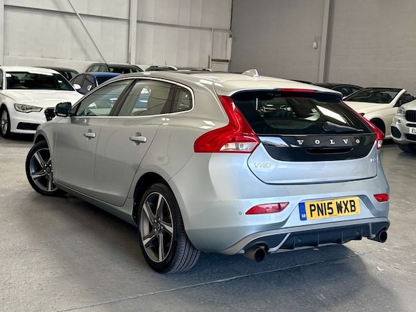 Used Volvo V40 2015 for sale - 75503115: Photo 35