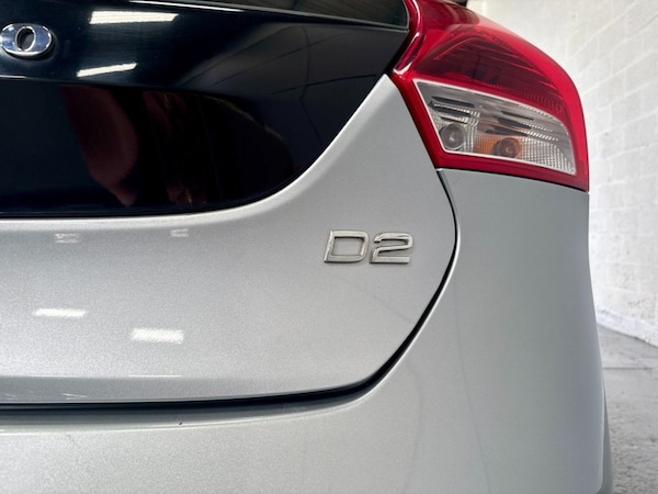 Used Volvo V40 2015 for sale - 75503115: Photo 39