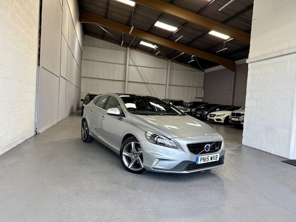 Used Volvo V40 2015 for sale - 75503115: Photo 43