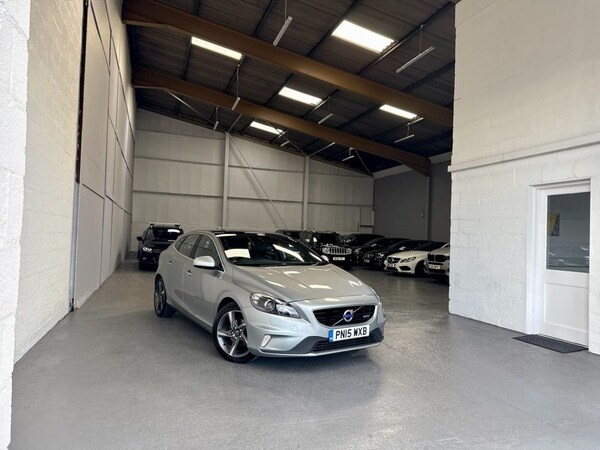 Used Volvo V40 2015 for sale - 75503115: Photo 47
