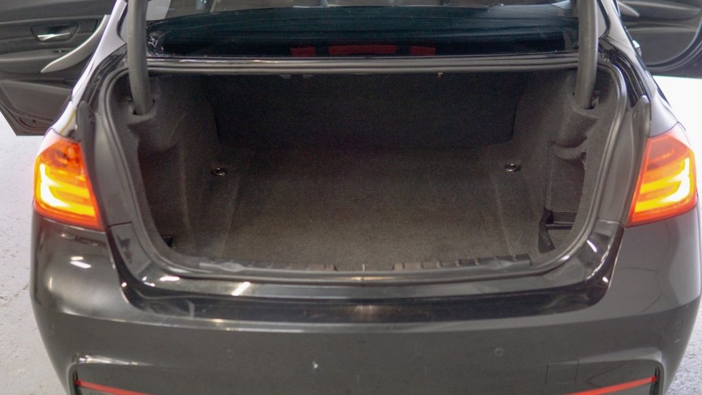 Used BMW 3 Series 2014 for sale - 77133649: Photo 43