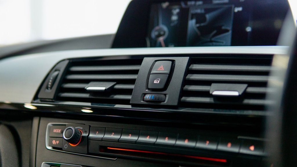 Used BMW 3 Series 2014 for sale - 77133649: Photo 47