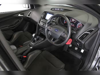 Used Ford Focus 2017 for sale - 79632654: Photo