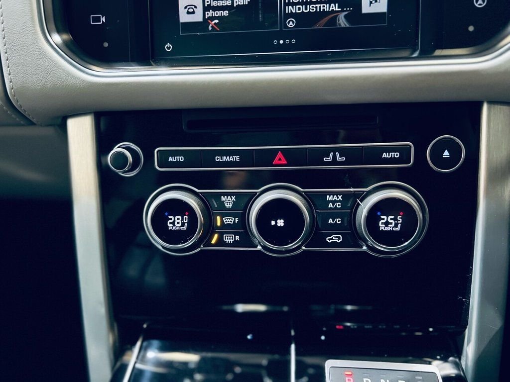 Used Land Rover Range Rover 2015 for sale - 76154405: Photo 31