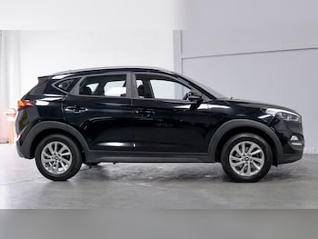 Used Hyundai TUCSON 2017 for sale - 76229115: Photo 2