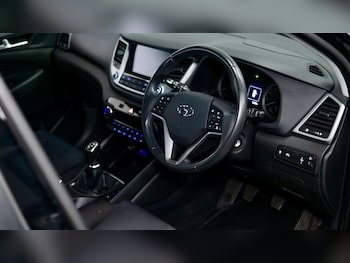 Used Hyundai TUCSON 2017 for sale - 76229115: Photo 4