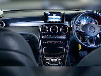 Used Mercedes-Benz GLC 2017 for sale - 78401472: Photo