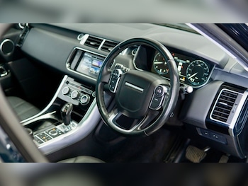 Used Land Rover Range Rover Sport 2015 for sale - 78954962: Photo