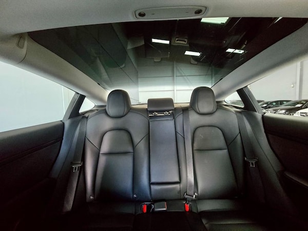 Used Tesla Model 3 2021 for sale - 75542679: Photo 13