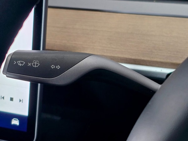 Used Tesla Model 3 2021 for sale - 75542679: Photo 17