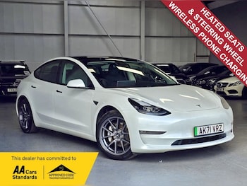 Used Tesla Model 3 2021 for sale - 75542679: Photo