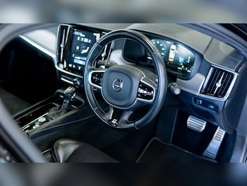 Used Volvo V90 2018 for sale - 78701972: Photo