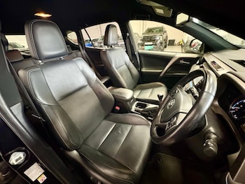 Used Toyota RAV4 2016 for sale - 77621826: Photo