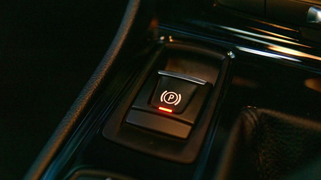 Used BMW 2 Series 2017 for sale - 77231998: Photo 41