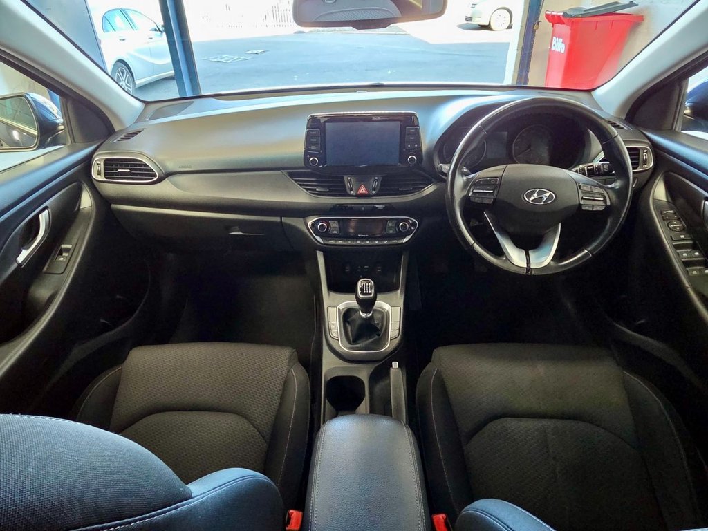 Used Hyundai i30 2017 for sale - 76185608: Photo 15
